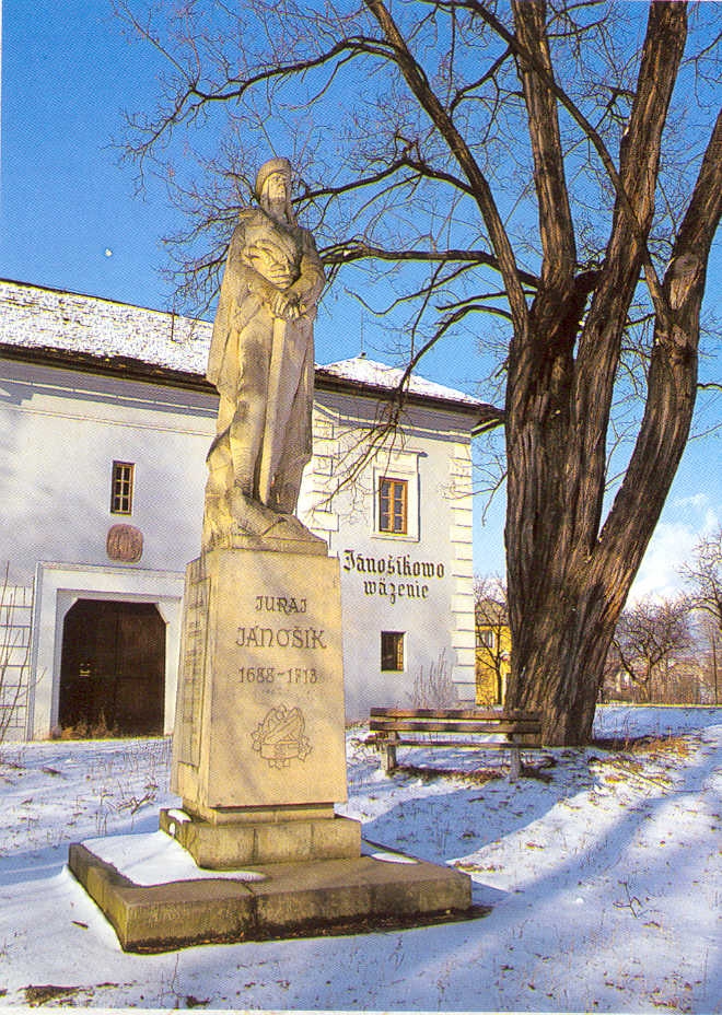 foto sochy Jánošíka