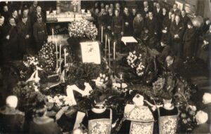 AK_Henrich Apponyi_pohreb